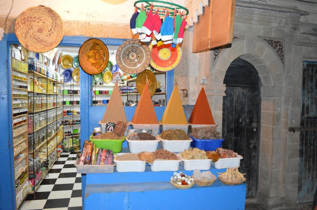 Riad Thais 에사우이라 외부 사진
