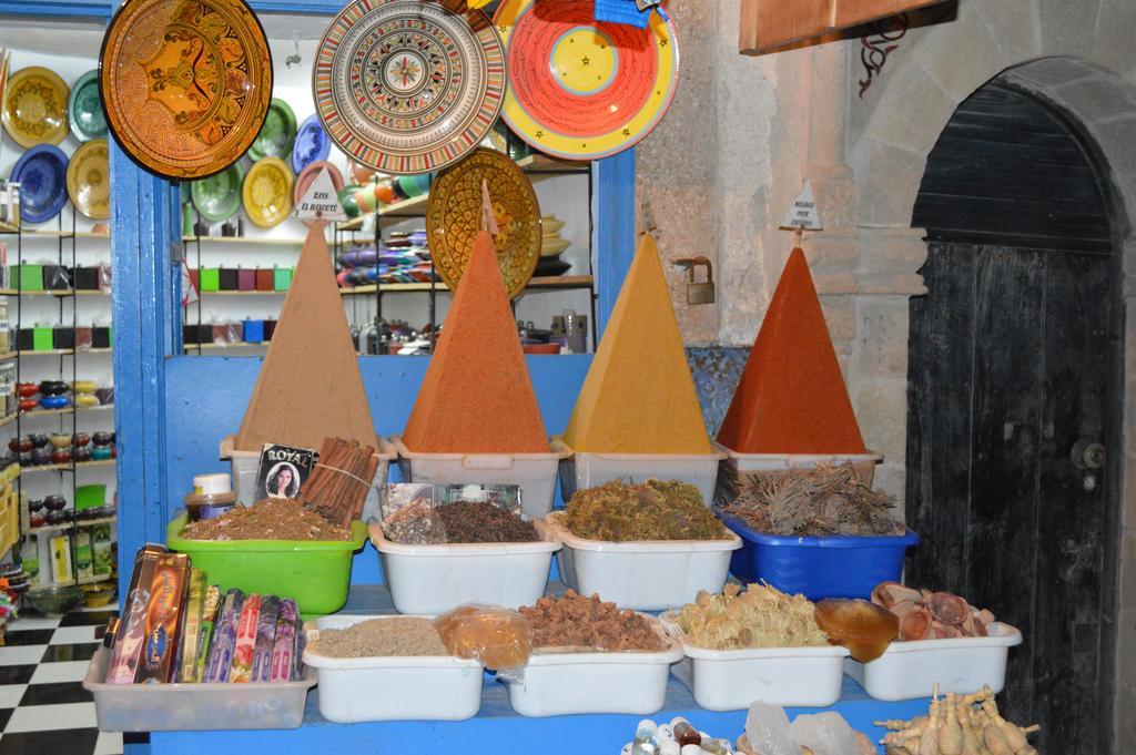 Riad Thais 에사우이라 외부 사진