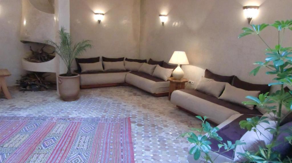Riad Thais 에사우이라 외부 사진