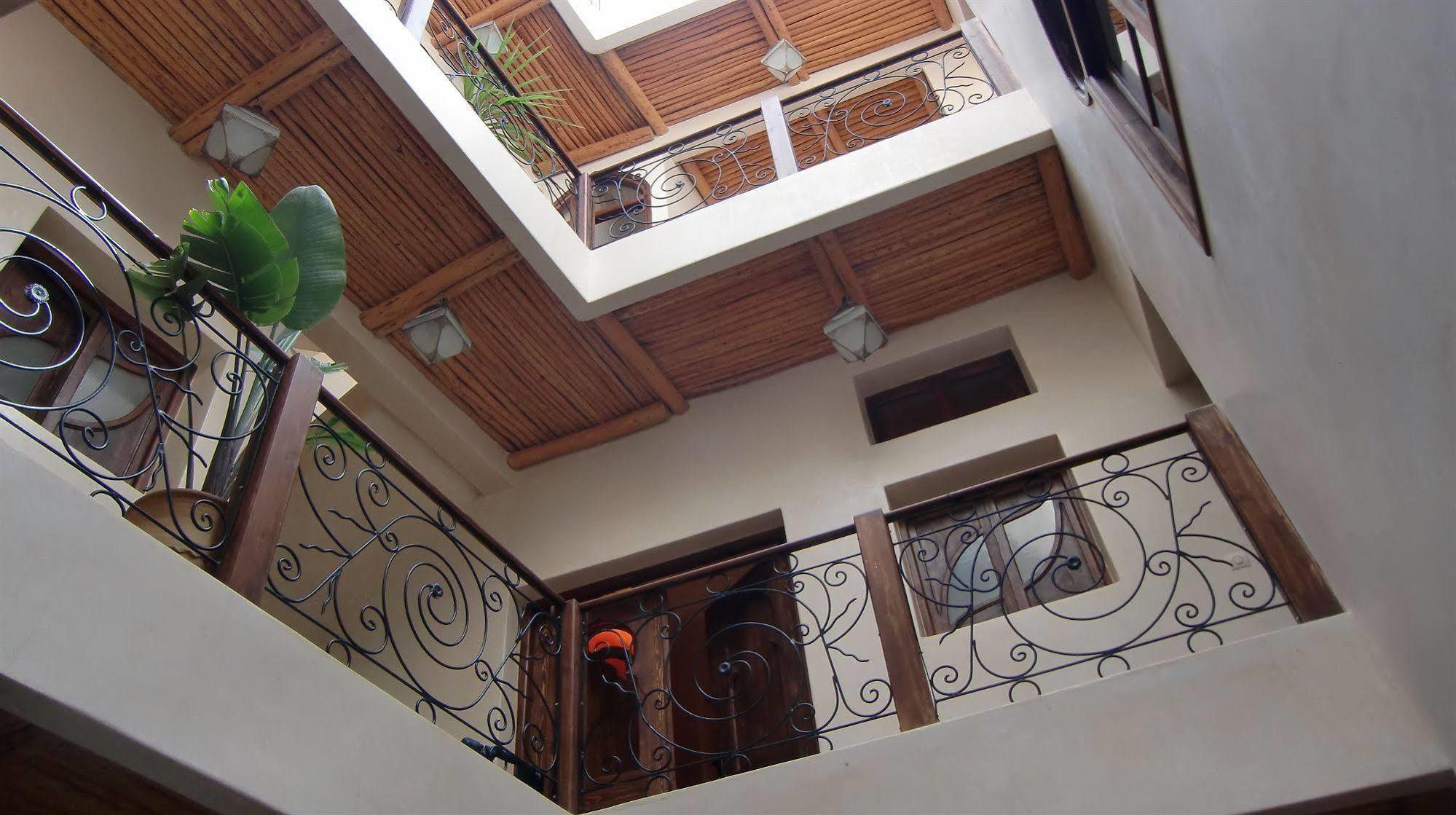 Riad Thais 에사우이라 외부 사진