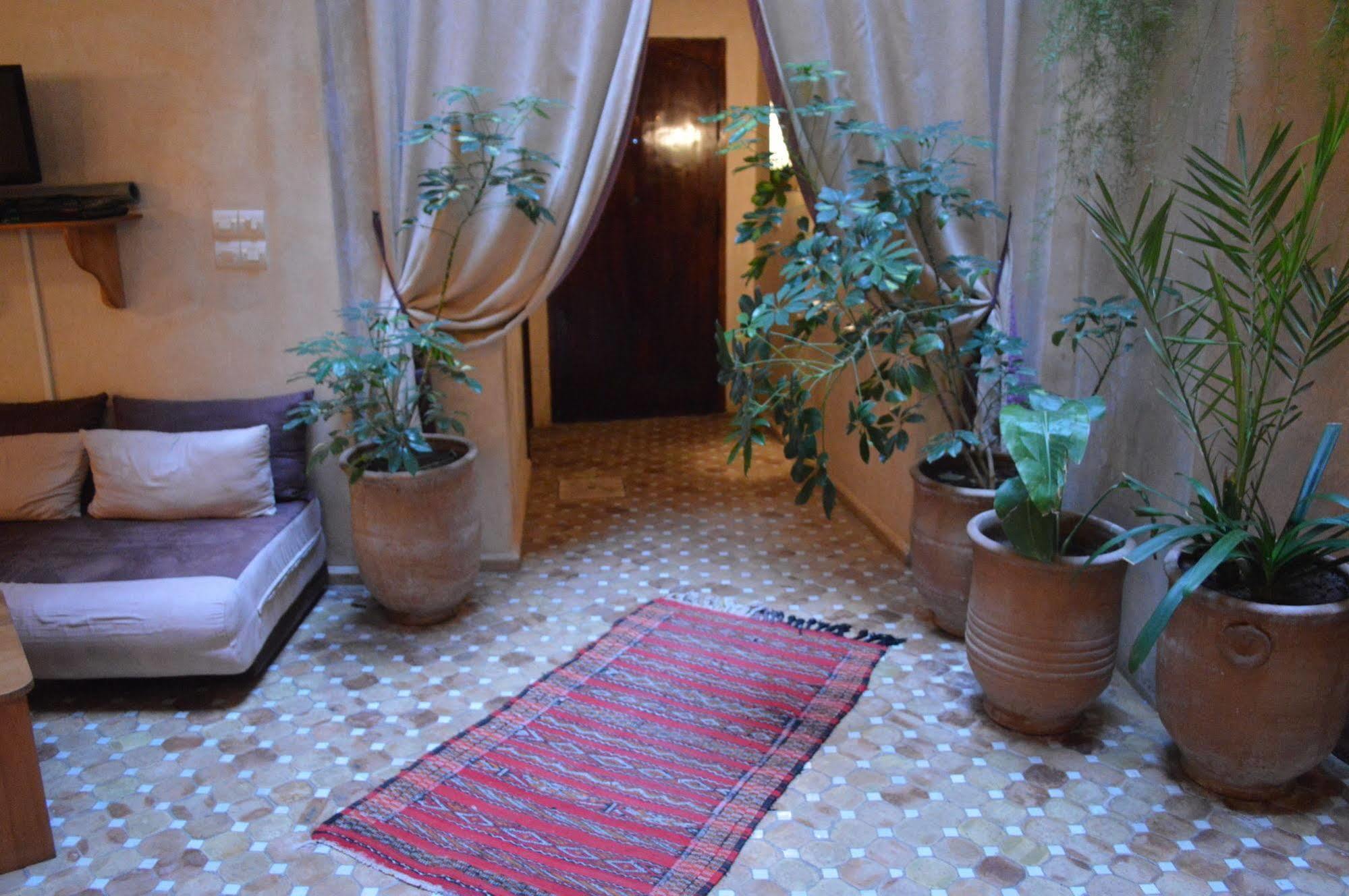 Riad Thais 에사우이라 외부 사진